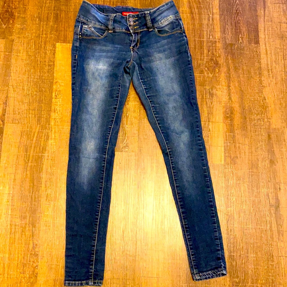 YMI SKINNY JEANS